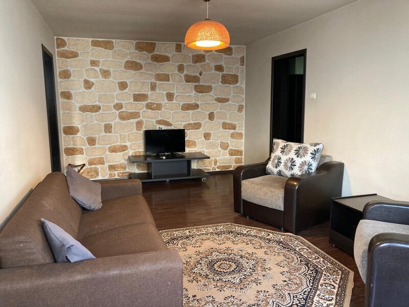 Nicolae Grigorescu, Park Lake Mall.